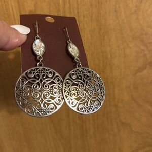 Elegant Silver Filigree Earrings